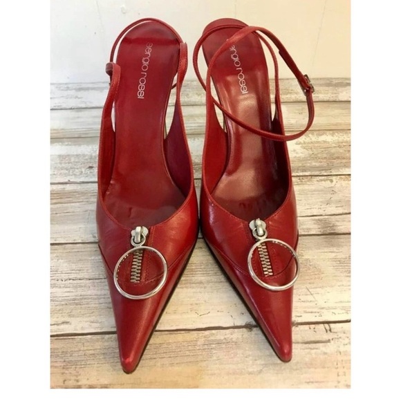 Sergio Rossi Vintage Leather Slingback Pumps - Picture 2 of 4